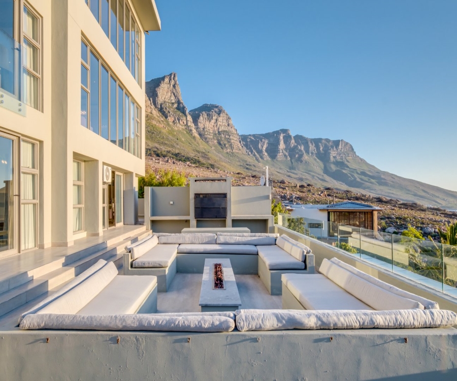 6 Bedroom Property for Sale in Camps Bay Western Cape